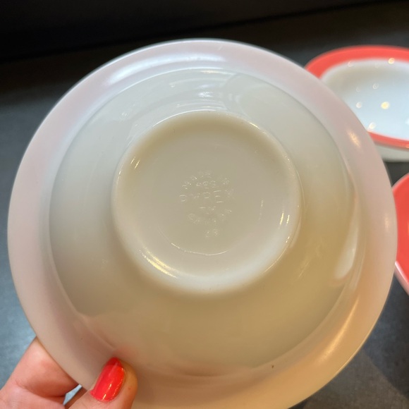 Set of 4 Vintage Pyrex Soup/Cereal Bowls in Flamingo Pink 🇨🇦 - Picture 7 of 13